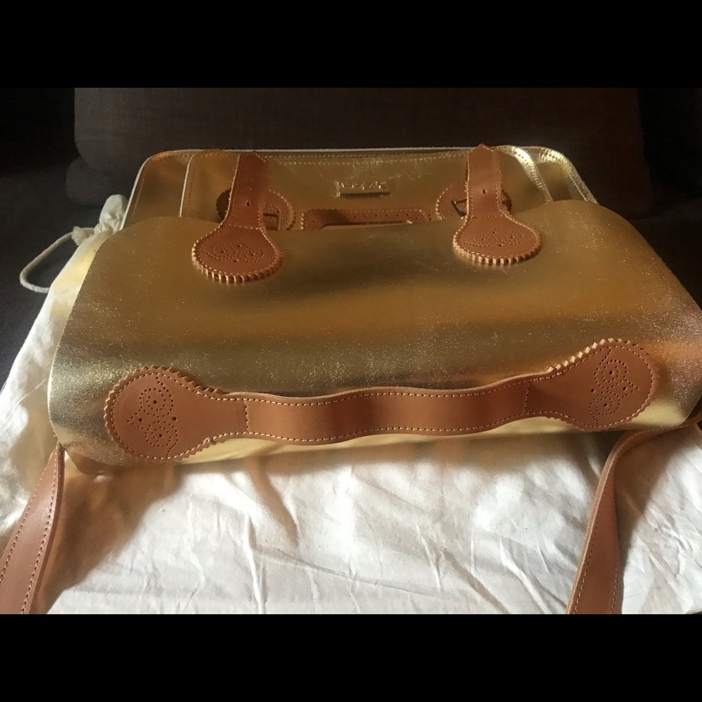 Dr. Martens gold bag - Picture 7 of 8